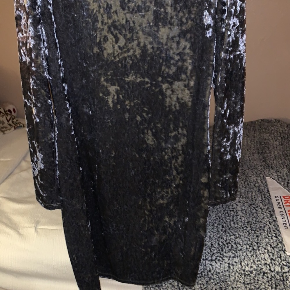 Dress - Picture 2 of 2